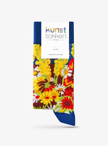 Charley Toorop - Vase with Flowers against a Wall